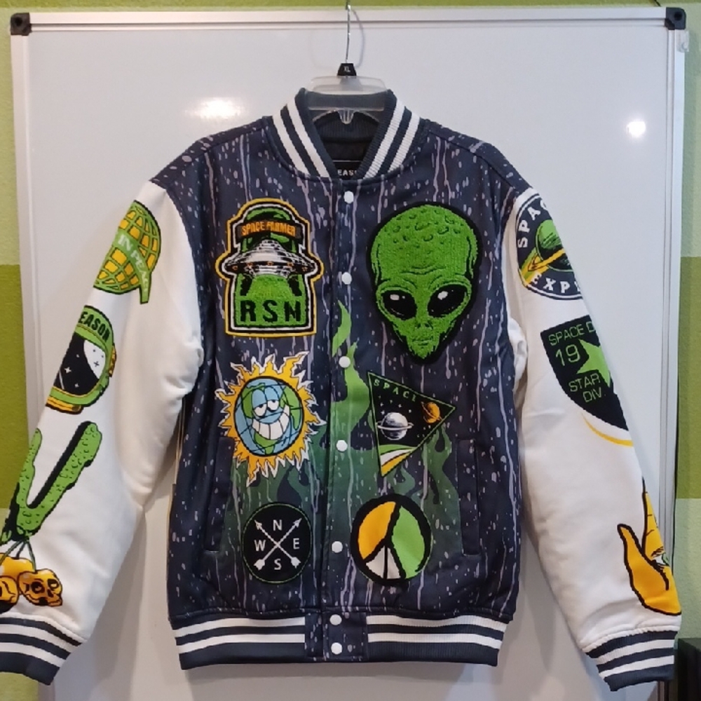 Crazy UFO Inspired NWT Men's Medium Varsity/Bomber Jacket